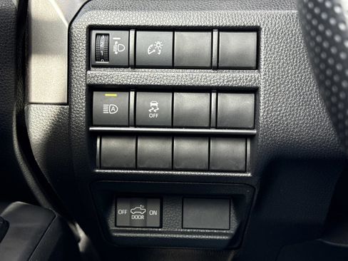 Used 2025 Toyota Tacoma SR5 image 18