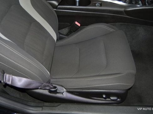 Used 2017 Chevrolet Camaro LT w/ Technology Package RWD image 16