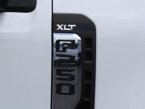 Used 2025 Ford F250 XLT w/ Camper Package AWD/4WD image 37