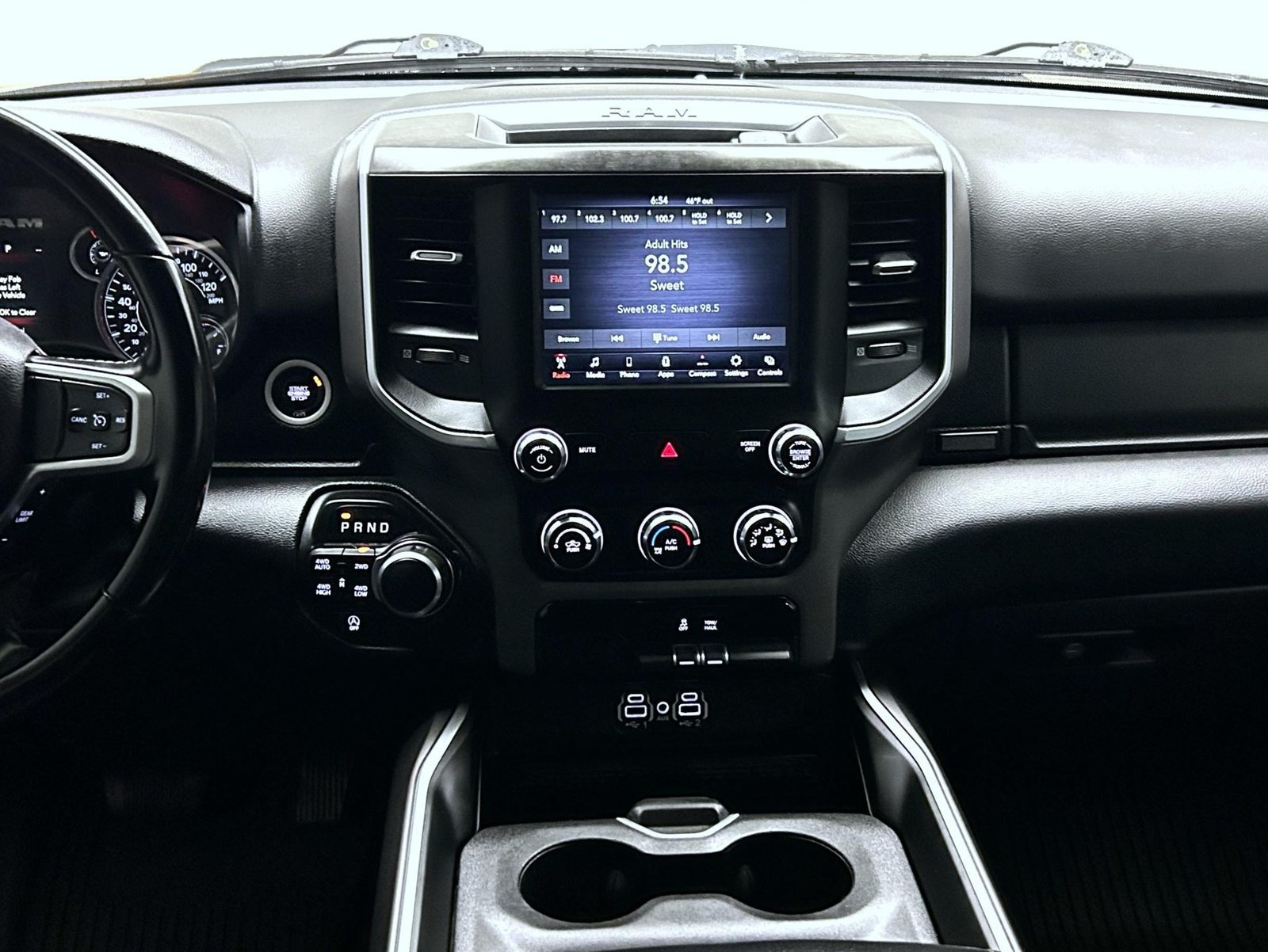 Used 2021 RAM 1500 Big Horn AWD/4WD image 13