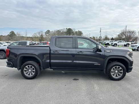 Certified 2024 GMC Sierra 1500 AT4 w/ AT4 Preferred Package image 5