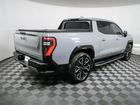 Used 2024 GMC Sierra EV Denali image 27
