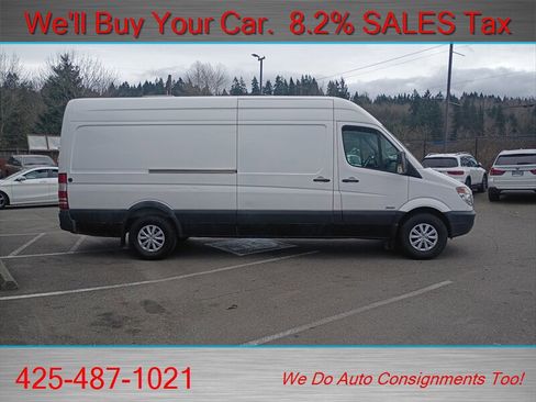 Used 2010 Freightliner Sprinter 2500 image 4