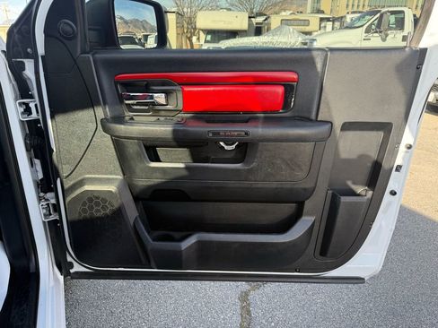 Used 2014 RAM 1500 Express image 27