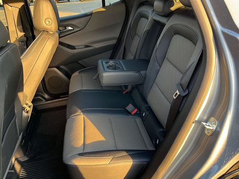 New 2026 Chevrolet Equinox LT w/ Convenience Package II image 26