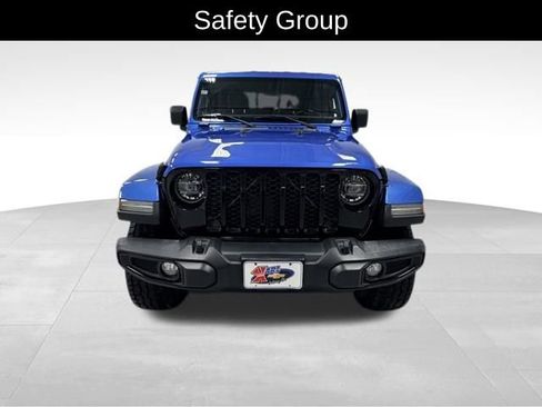 Used 2021 Jeep Gladiator Sport image 9