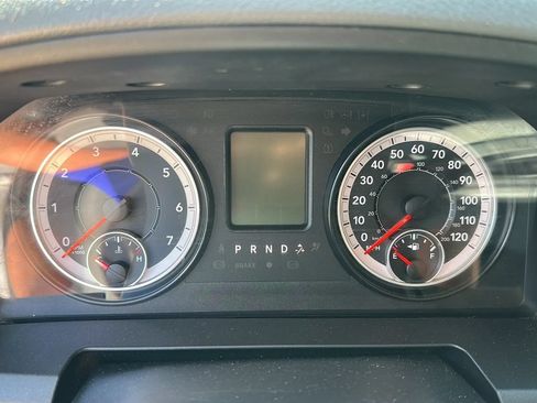 Used 2016 RAM 1500 Express w/ Popular Equipment Group AWD/4WD image 10