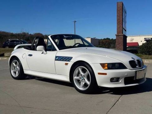 Used 1999 BMW Z3 2.5i RWD image 3