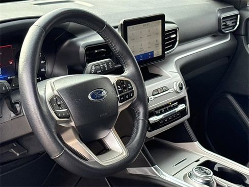 Certified 2024 Ford Explorer XLT w/ Equipment Group 202A image 19