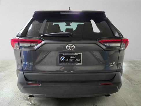 Used 2019 Toyota RAV4 XLE w/ All Weather Liner Package AWD/4WD image 4