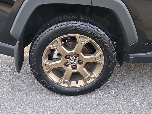 Used 2024 Toyota RAV4 AWD Hybrid w/ Weather Package image 9