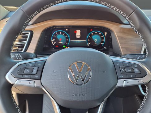 New 2026 Volkswagen Atlas SE AWD/4WD image 37