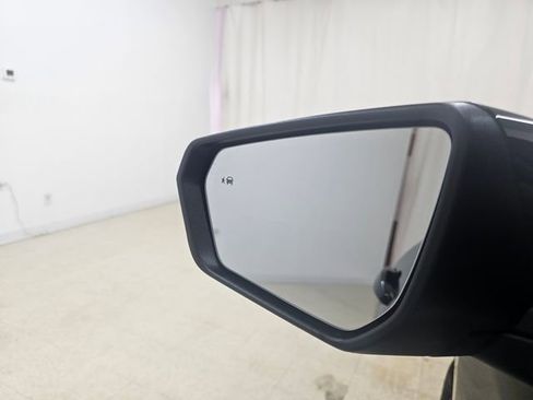 Used 2024 Chevrolet Equinox LT w/ LPO, Cargo Package FWD image 12