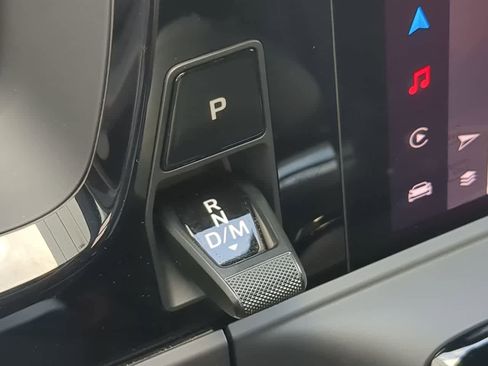 Used 2025 Porsche Panamera image 35