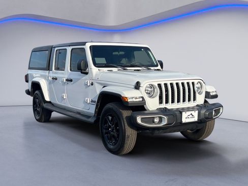 Used 2021 Jeep Gladiator Overland image 8