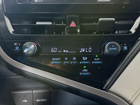 Used 2023 Toyota Camry LE image 19