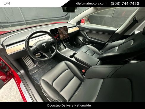 Used 2018 Tesla Model 3 Performance image 16