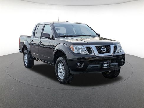 Used 2015 Nissan Frontier SV w/ SV Value Truck Package image 3