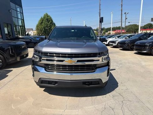 Used 2021 Chevrolet Silverado 1500 LT AWD/4WD image 2