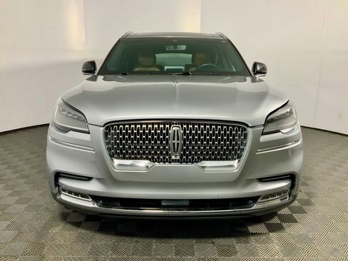 Used 2020 Lincoln Aviator Reserve w/ Elements Package Plus image 8