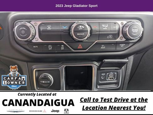 Used 2023 Jeep Gladiator Sport AWD/4WD image 24