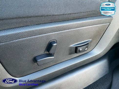 Used 2024 RAM 2500 Big Horn w/ Bed Utility Group image 17