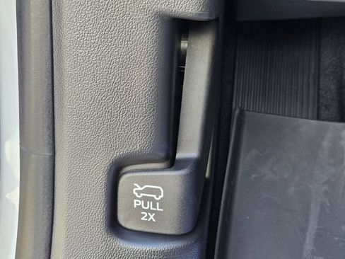 New 2026 Ford Explorer ST-Line RWD image 19
