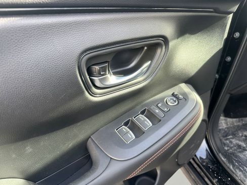 Used 2025 Honda HR-V Sport image 24