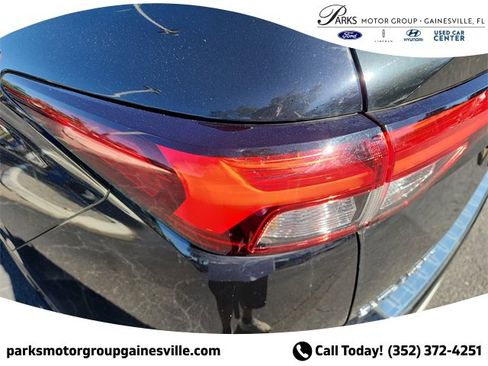 Used 2022 Mitsubishi Outlander SE image 6