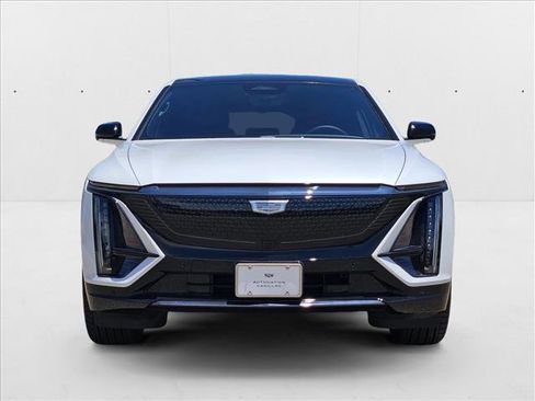 New 2024 Cadillac Lyriq Sport image 6