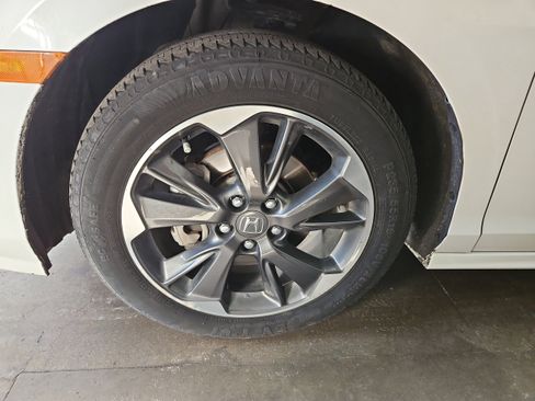 Used 2023 Honda Odyssey Elite image 23