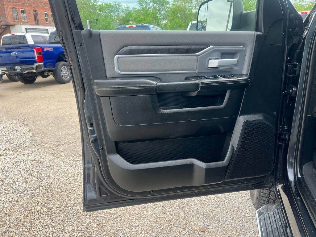 Used 2021 RAM 2500 Big Horn AWD/4WD image 11