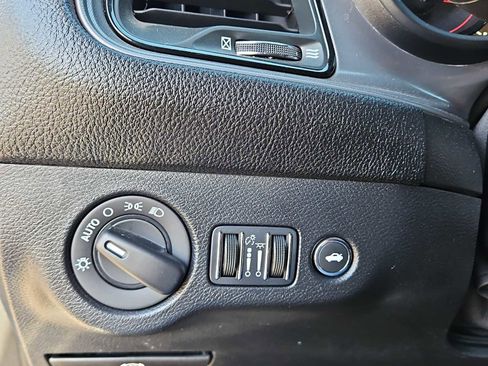 Used 2023 Dodge Challenger R/T w/ Blacktop Package image 17