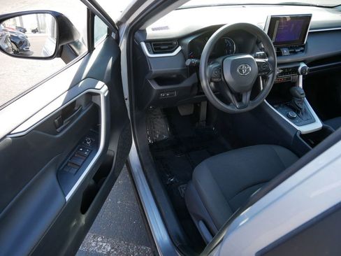 Certified 2025 Toyota RAV4 LE AWD/4WD image 10