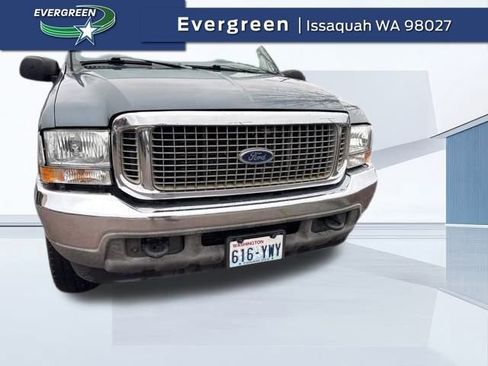 Used 2002 Ford Excursion XLT image 1