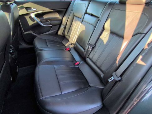 Used 2014 Buick Regal image 20