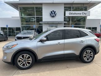 Used 2022 Ford Escape SEL video 1