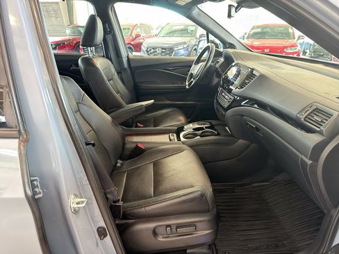 Used 2022 Honda Pilot Black Edition image 17