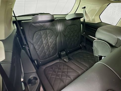 Used 2025 BMW X7 xDrive40i image 35