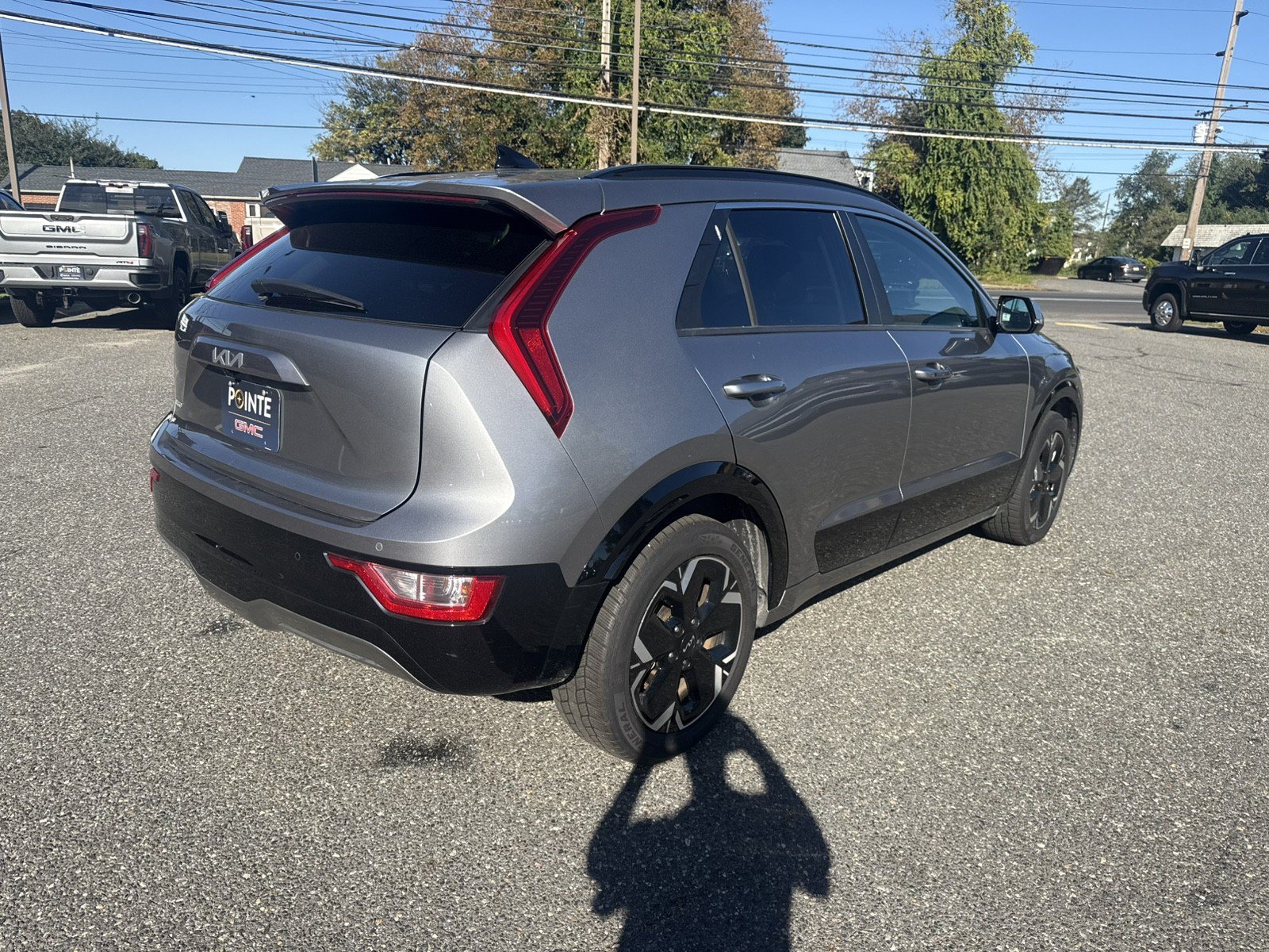 Used 2023 Kia Niro Wind w/ Wind Preserve Package FWD image 3