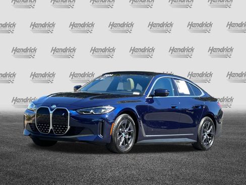 Used 2024 BMW i4 eDrive35 w/ Convenience Package RWD image 9