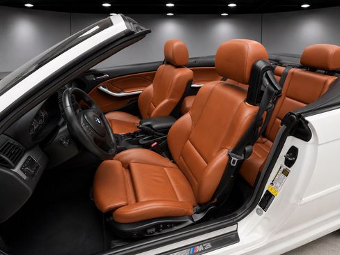 Used 2006 BMW M3 Convertible RWD image 14
