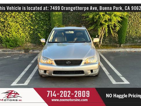 Used 2004 Lexus IS 300 image 3
