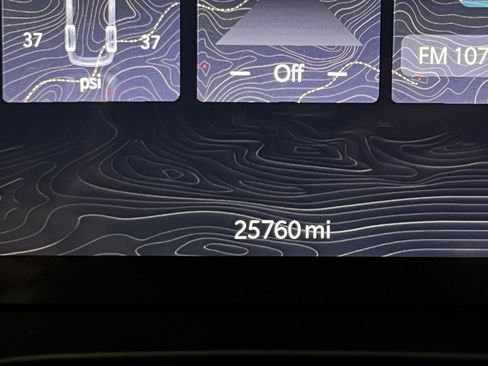 Used 2024 Jeep Grand Cherokee Limited image 31