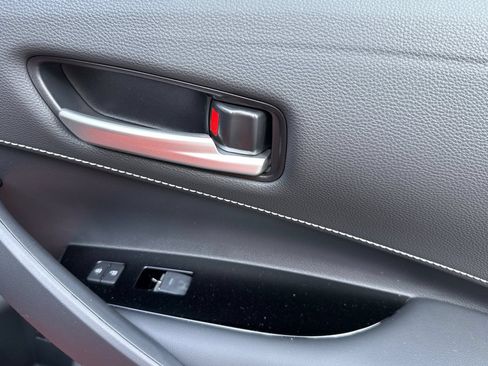 New 2026 Toyota Corolla SE FWD image 19