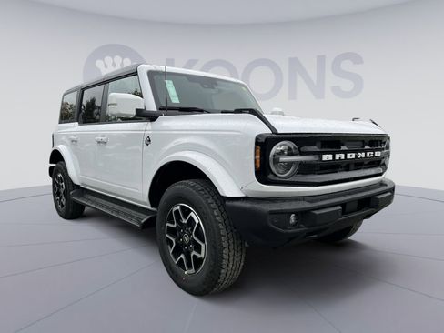 New 2025 Ford Bronco Outer Banks image 10