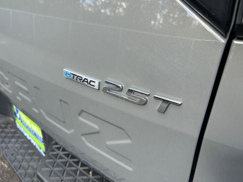 Used 2025 Hyundai Santa Cruz Limited AWD/4WD image 34