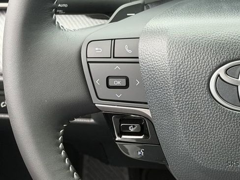 New 2026 Toyota Camry SE FWD image 14