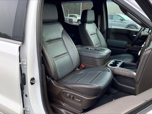 Used 2021 GMC Sierra 1500 Denali w/ Denali Ultimate Package image 9
