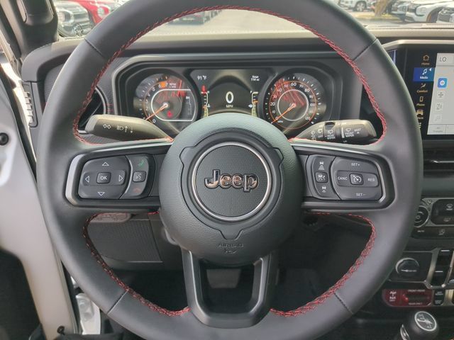 Used 2024 Jeep Wrangler Unlimited Rubicon AWD/4WD image 32